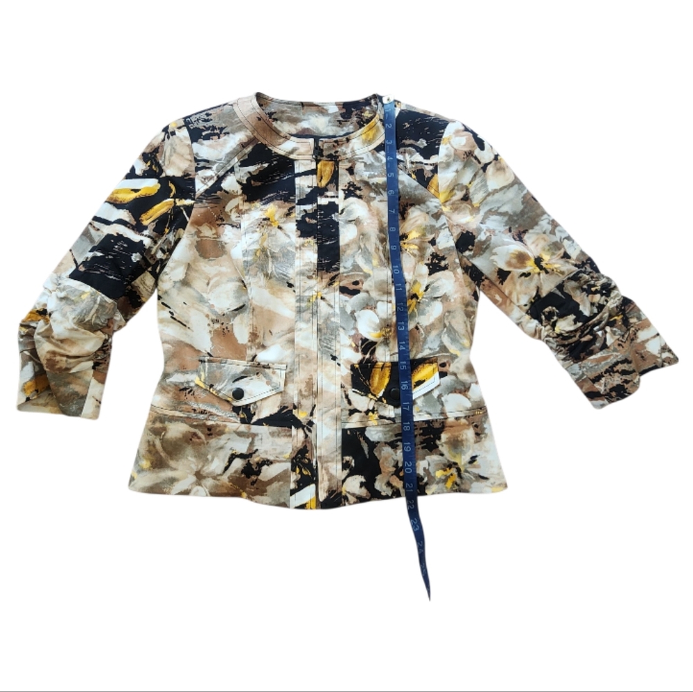 Floral Patterned Jacket - Picture 6 of 10